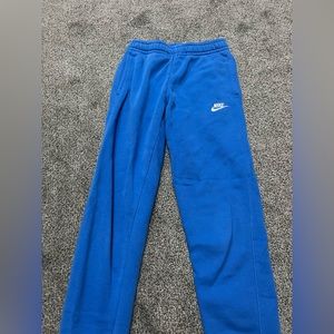 men’s blue nike jogger
